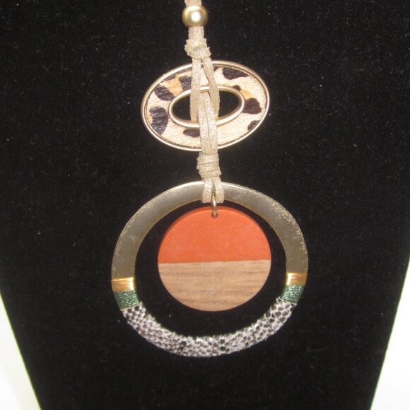 Plunder Fashion Necklace Animal Print - Picture 2 of 3